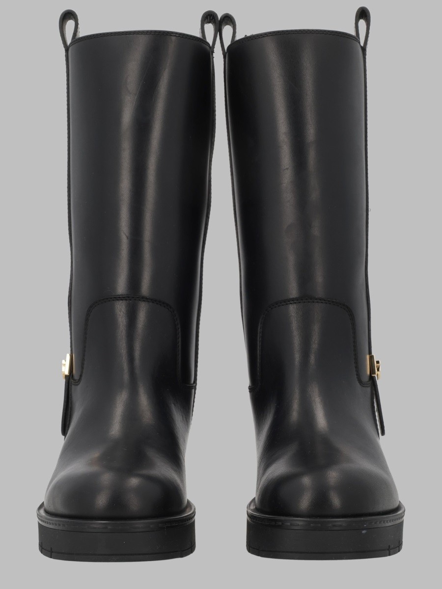 Ferragamo Stivale Biker Con Fibbia "Hug"