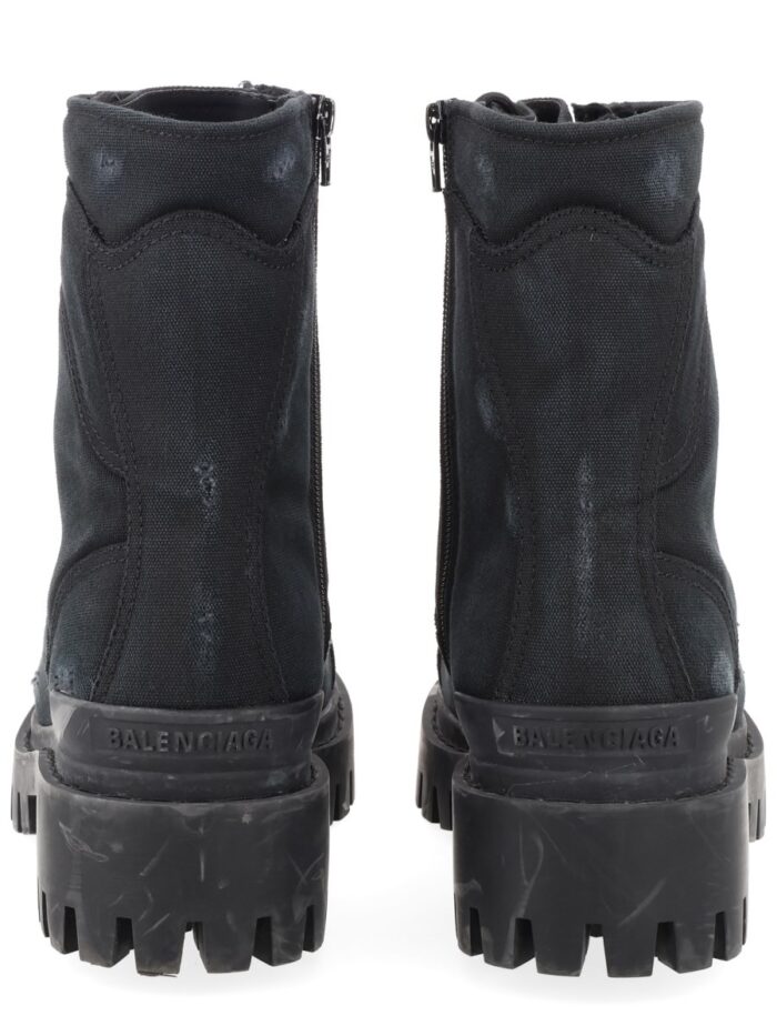 Balenciaga STIVALE "COMBAT STRIKE"