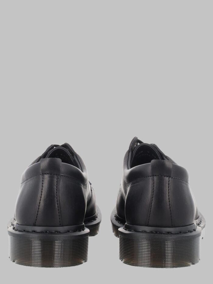 STRINGATA "DR MARTENS X MARGARET HOWELL"