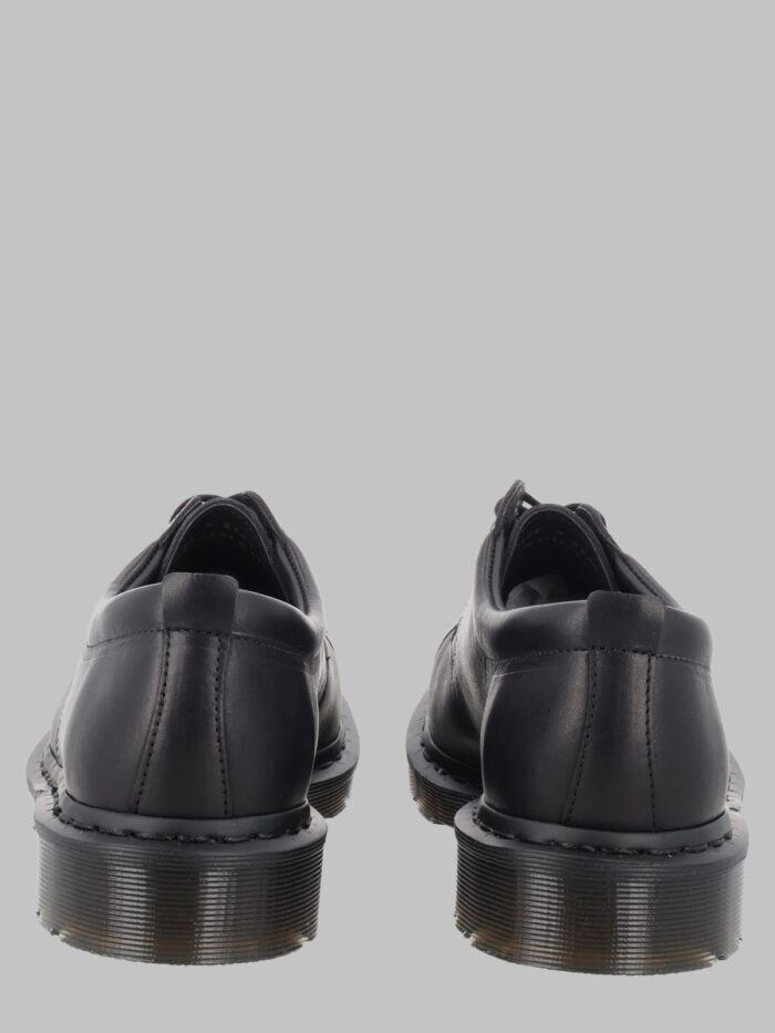 STRINGATA "DR MARTENS X MARGARET HOWELL"