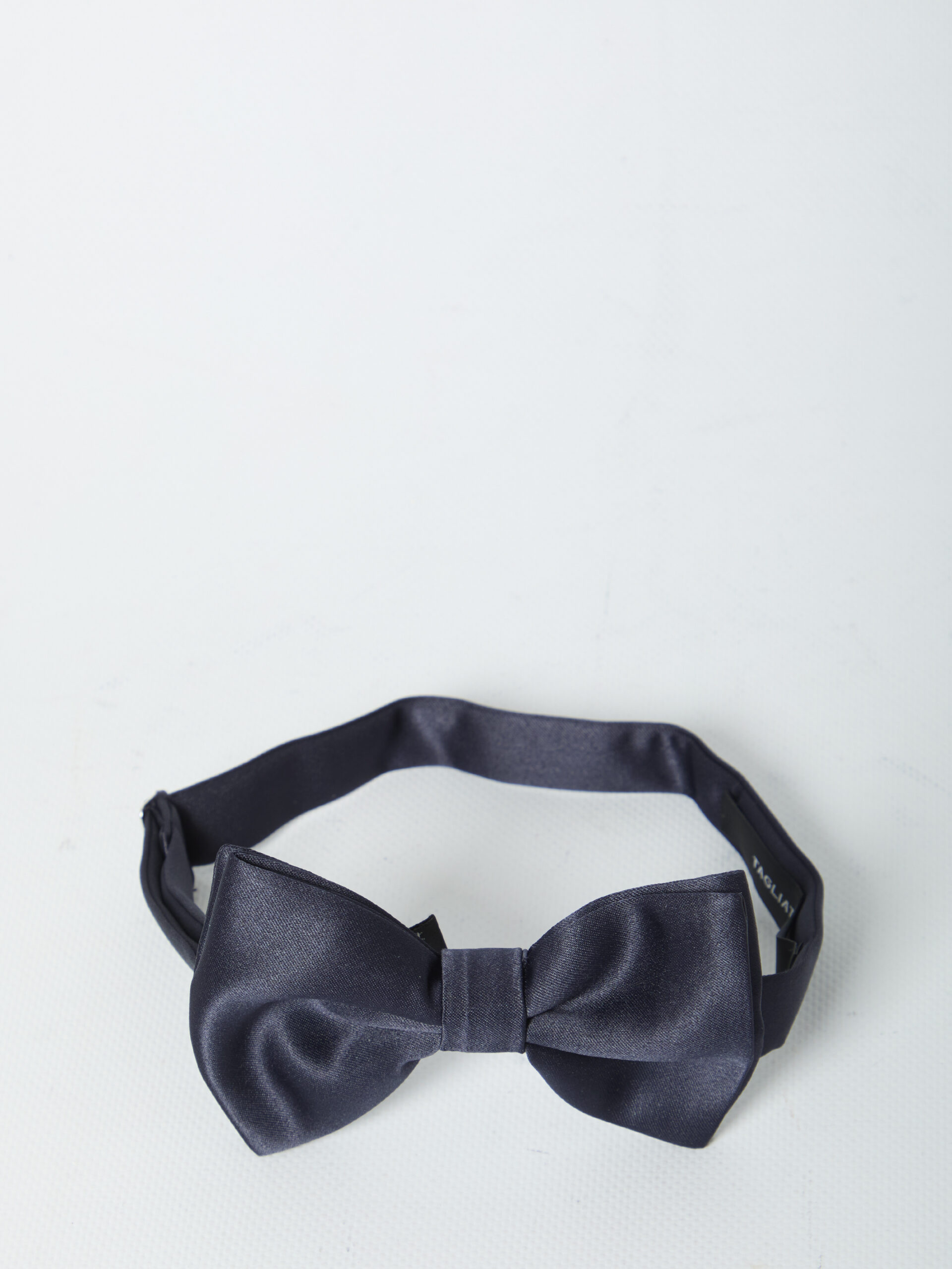 Tagliatore Blue bow tie
