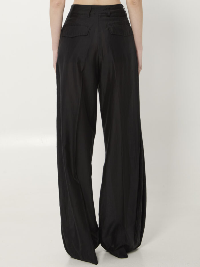 The Latest Billie lightweight muslin trousers