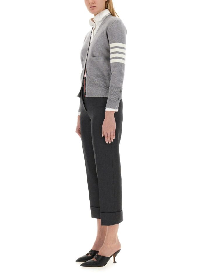 THOM BROWNE CARDIGAN CON SCOLLO A V