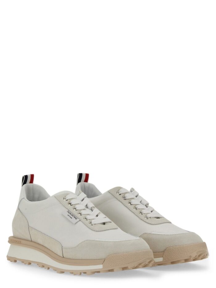 THOM BROWNE SNEAKER CON LOGO