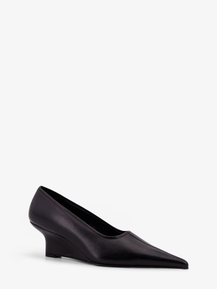TOTEME Sharp Wedge Leather Pumps