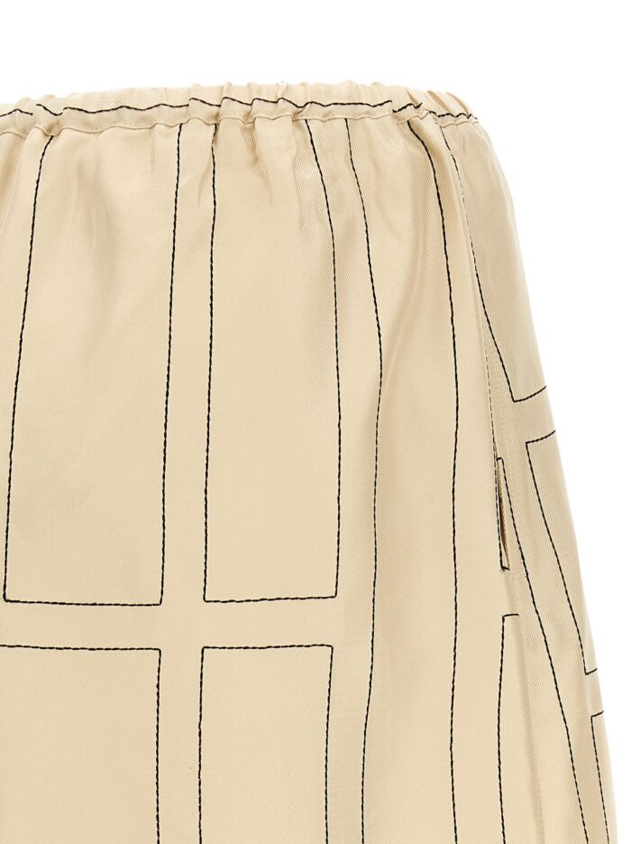 'Toteme' Shorts