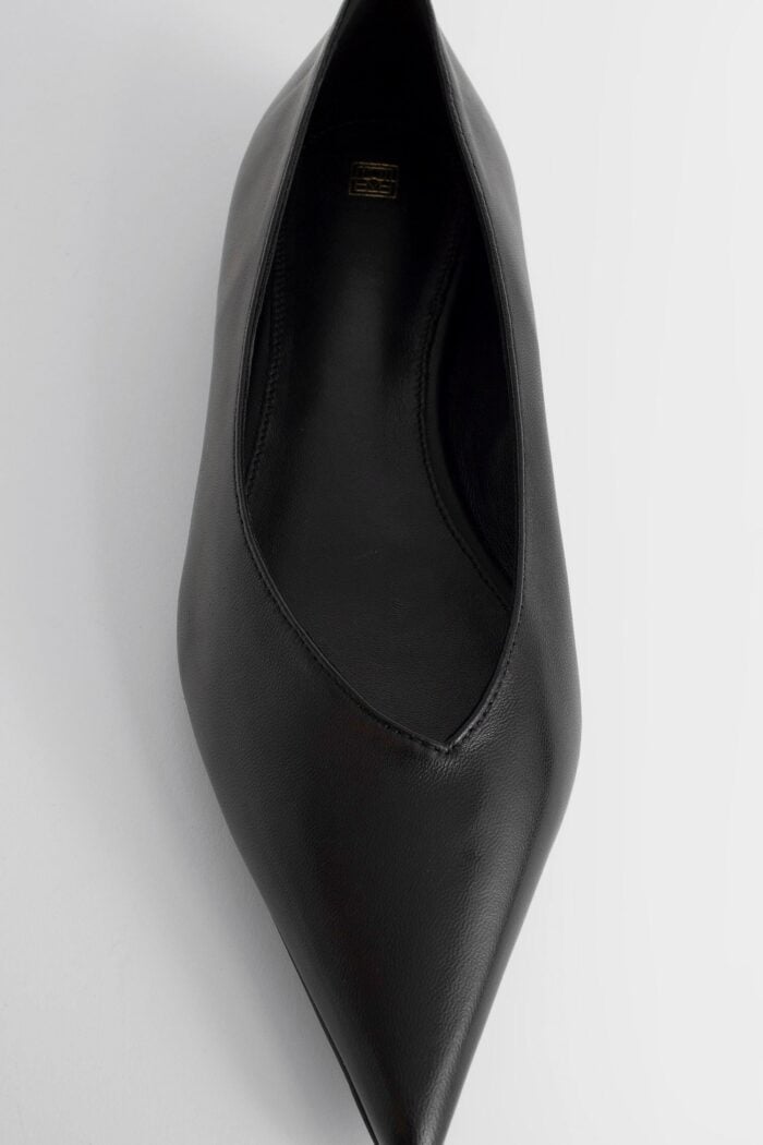 TOTEME The Asymmetric Ballerina Flats