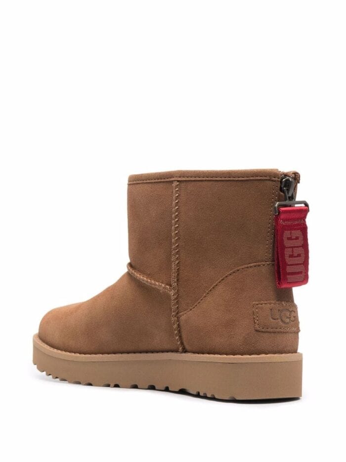 UGG Classic Mini Logo Zip BOOTIES