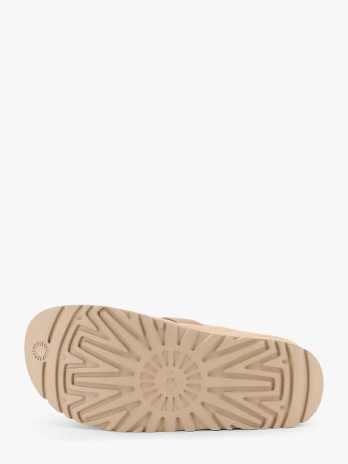 UGG GOLDENSTAR HI CLOG