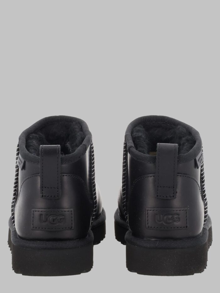 Ugg STIVALE "CLASSIC ULTRA MINI"