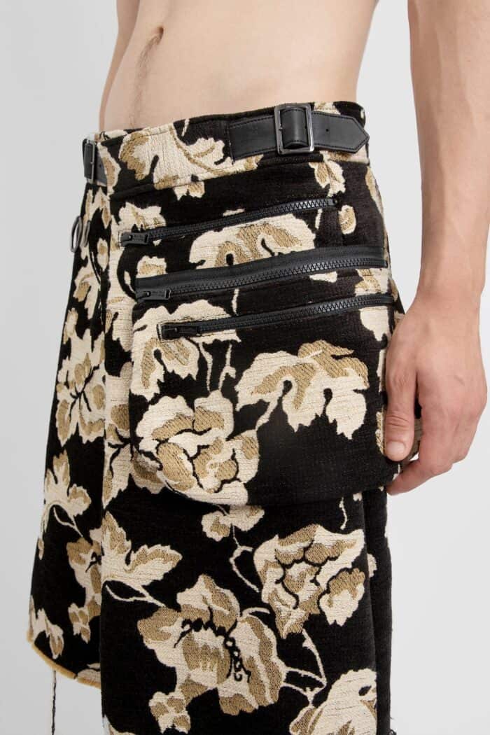 UNDERCOVER Uc1d46021 Skirt