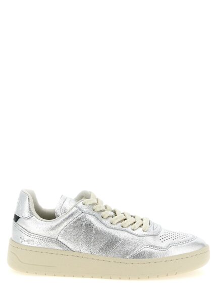 Veja 'V-90' Sneakers