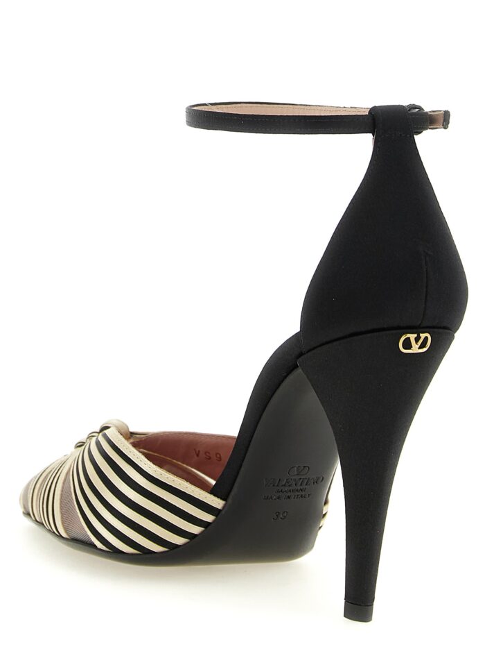 Valentino Garavani 'Annine' Pumps