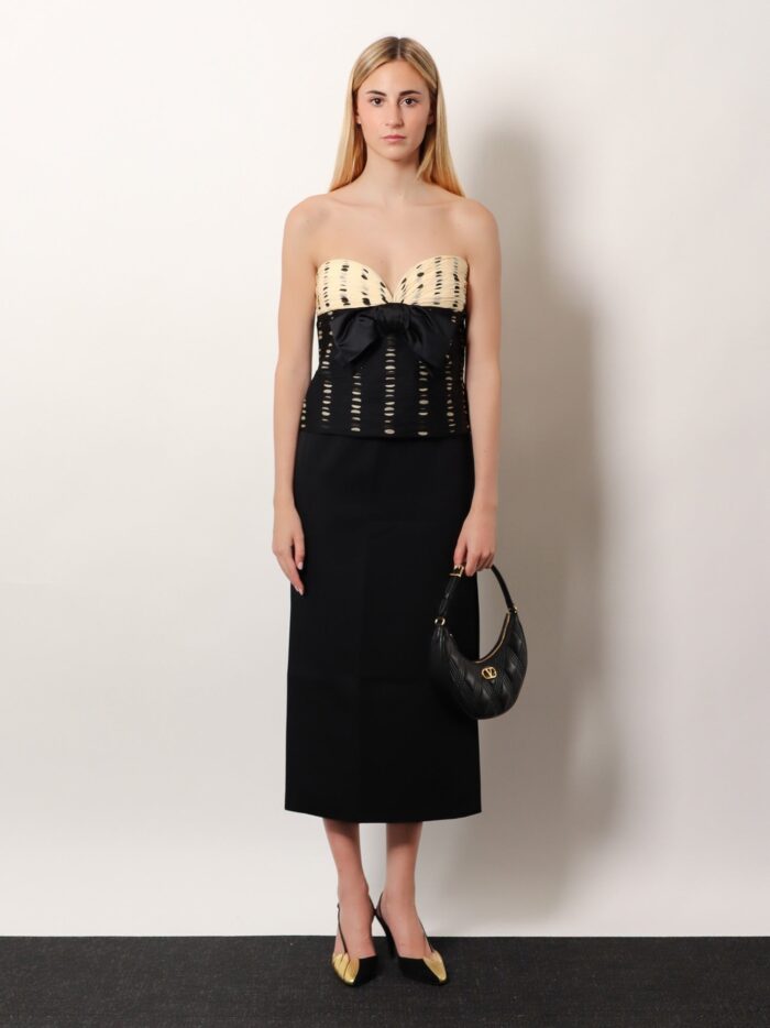 Valentino Garavani Quiltie 67 Leather Shoulder Bag With Vlogo