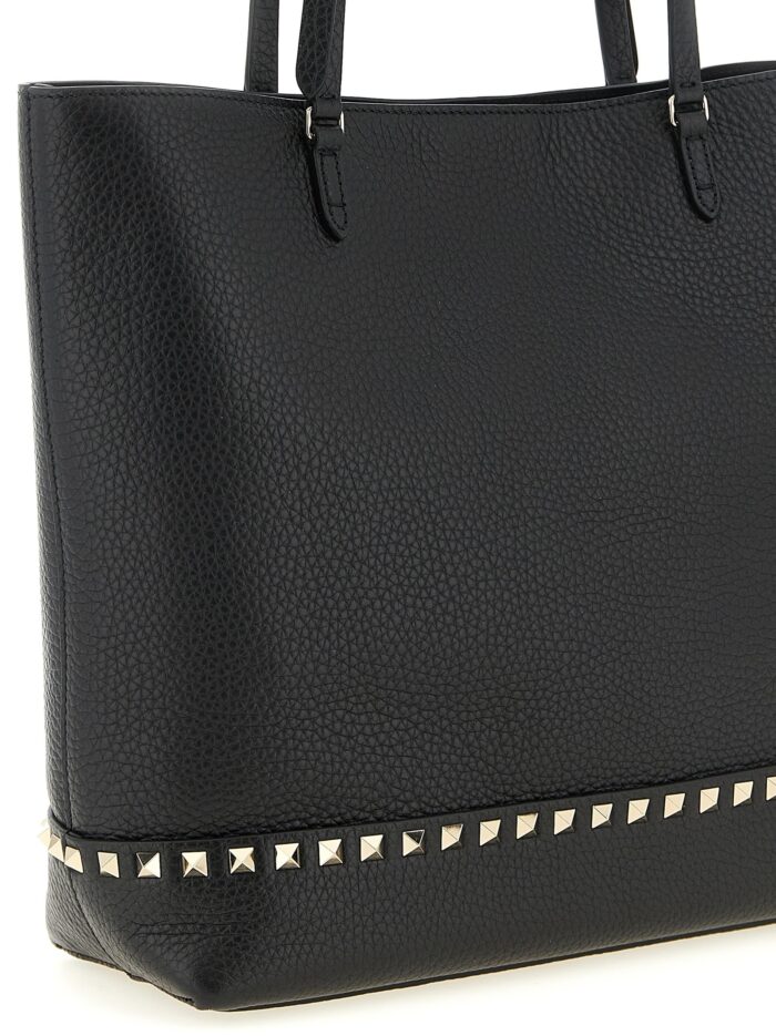 Valentino Garavani 'Rockstud Medium' Shoulder Bag