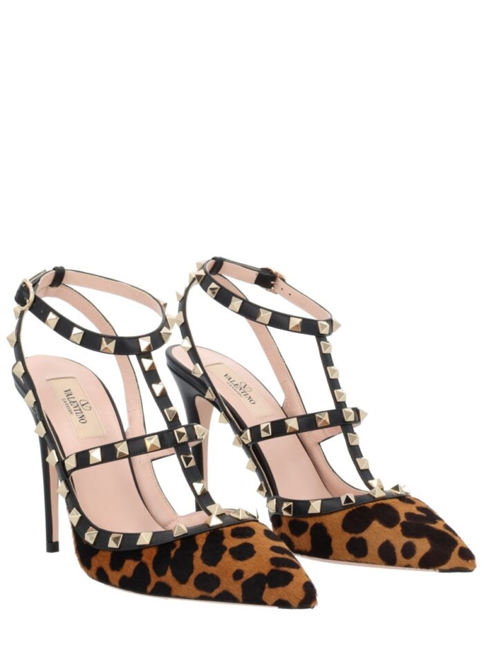 Valentino Garavani "ROCKSTUD" PUMPS