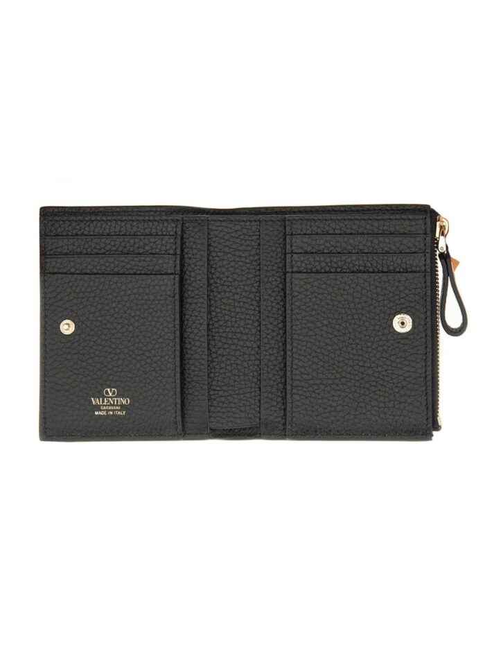 Valentino Garavani "ROCKSTUD" WALLET