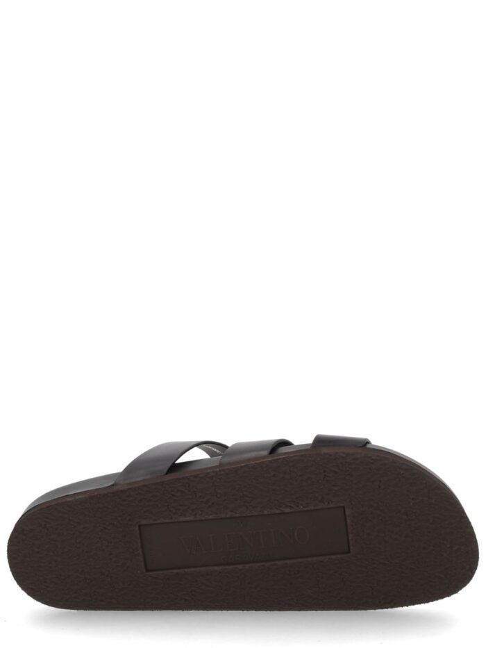 Valentino Garavani SANDALO SLIDE "STUDSHIELD"