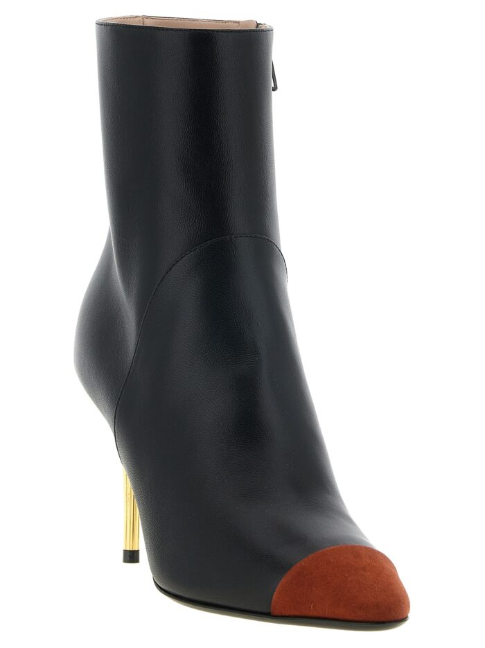 Valentino Garavani 'Sinead' Ankle Boots In Black