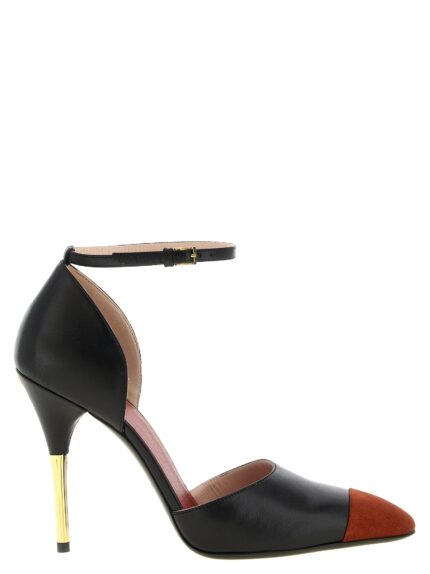 Valentino Garavani 'Sinead' Black Pumps