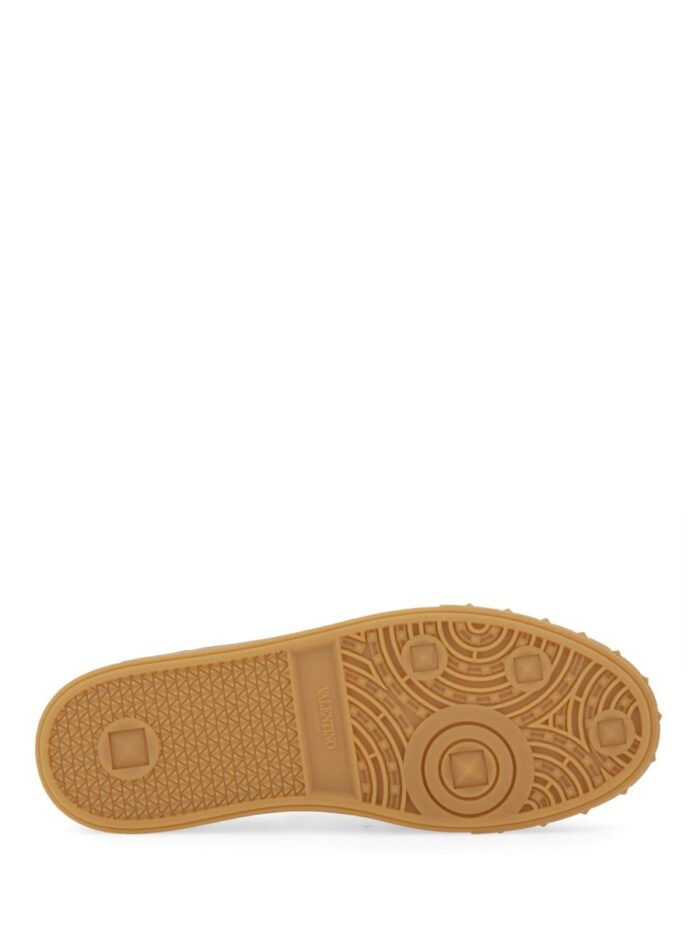 Valentino Garavani SNEAKER LOW TOP UPVILLAGE
