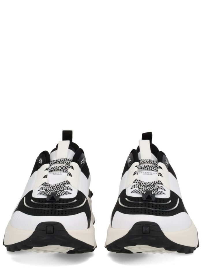 Valentino Garavani "TRUE ACT" SNEAKER
