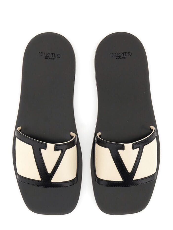 Valentino Garavani VIVA SUPERSTAR SLIDE SANDAL IN NAPPA LEATHER