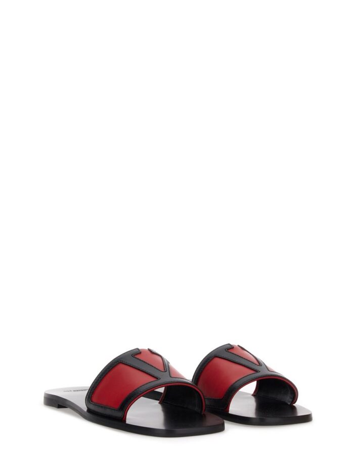 Valentino Garavani VIVA SUPERSTAR SLIDE SANDAL IN NAPPA LEATHER