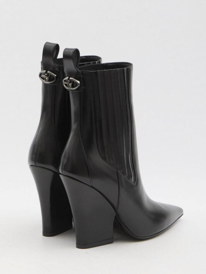 Valentino Garavani VLogo Lockette booties