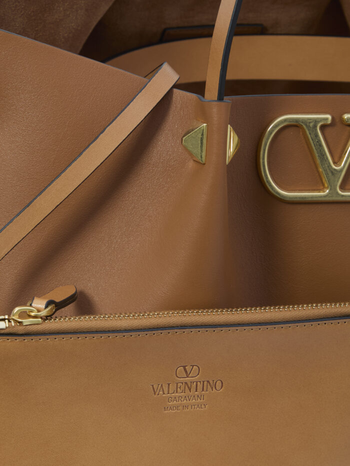 Valentino Garavani VLogo Signature tote bag medium