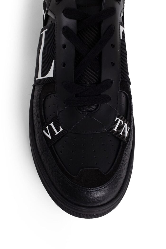 VALENTINO Low Top Calfskin Vl7n Sneakers