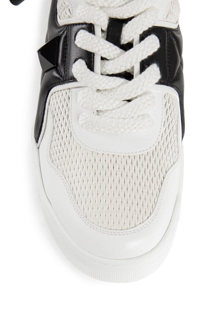 VALENTINO One Stud Sneakers