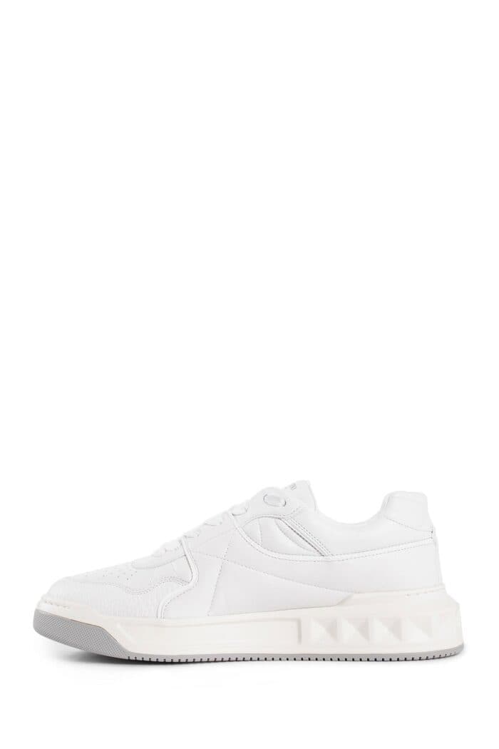 VALENTINO One Stud Xl Nappa Low-top Sneakers