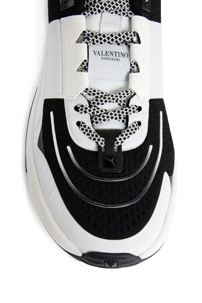 VALENTINO True Act Low-top Sneakers