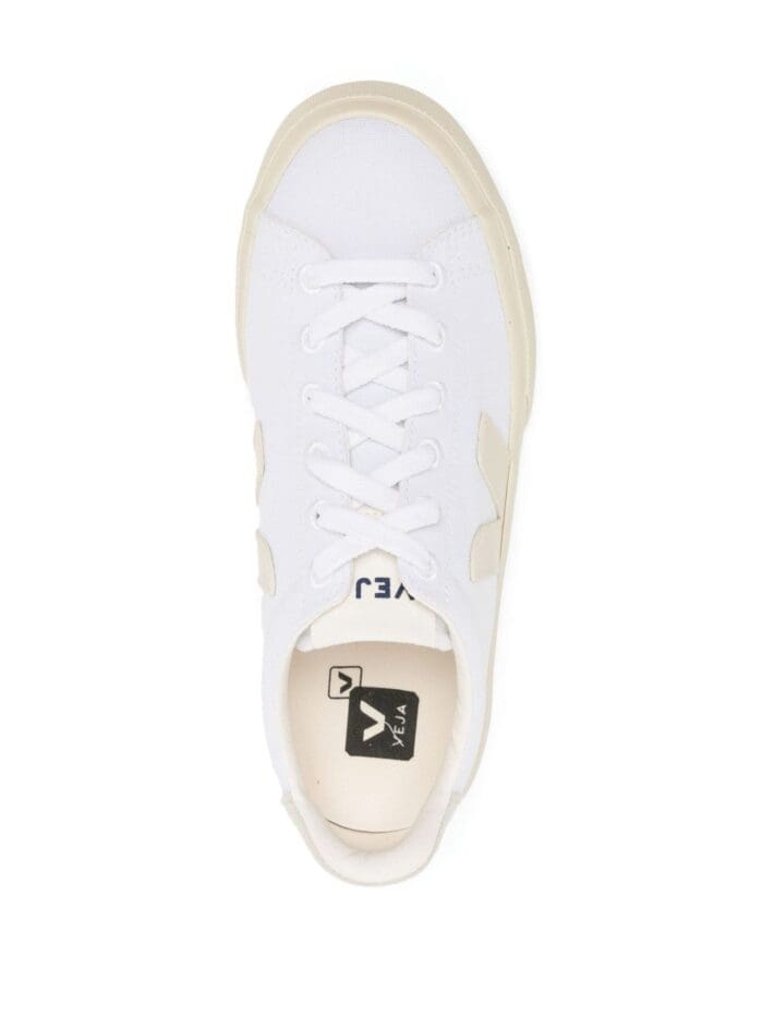 VEJA Campo Sneakers