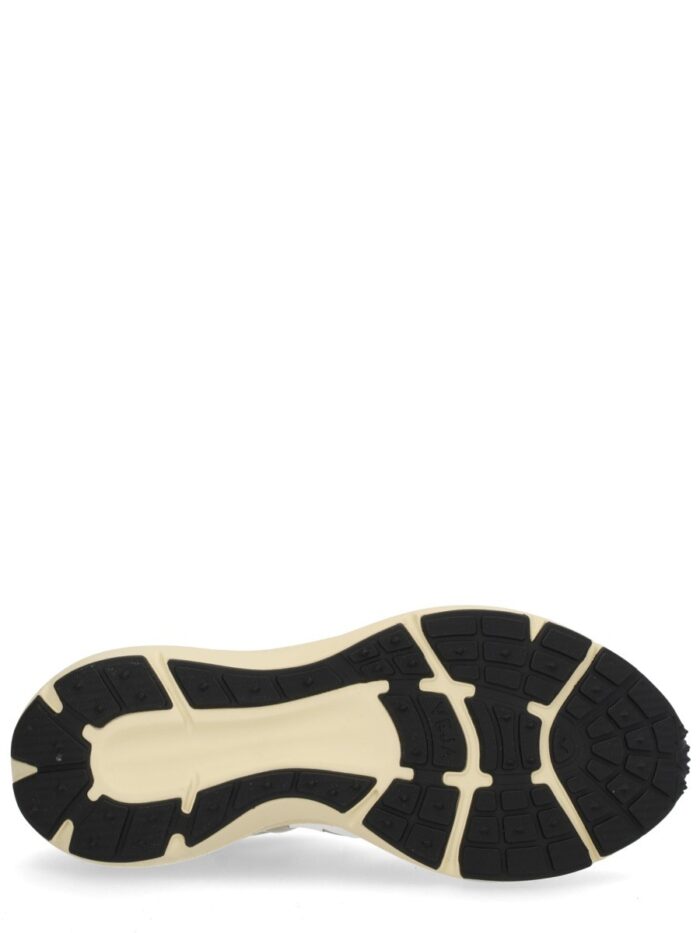 Veja "CONDOR 3 ADVANCED" SNEAKER