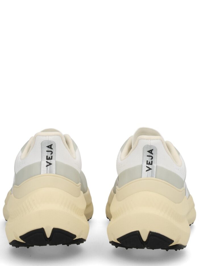 Veja "CONDOR 3 ADVANCED" SNEAKER