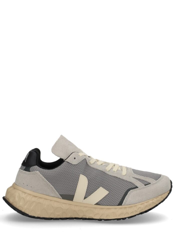Veja Condor Royal