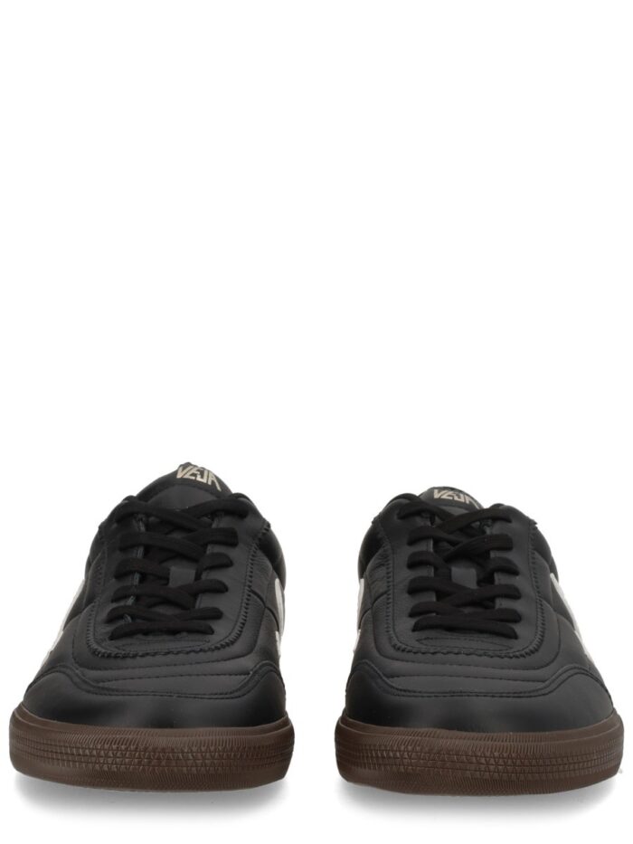 Veja SNEAKER "PANENKA"