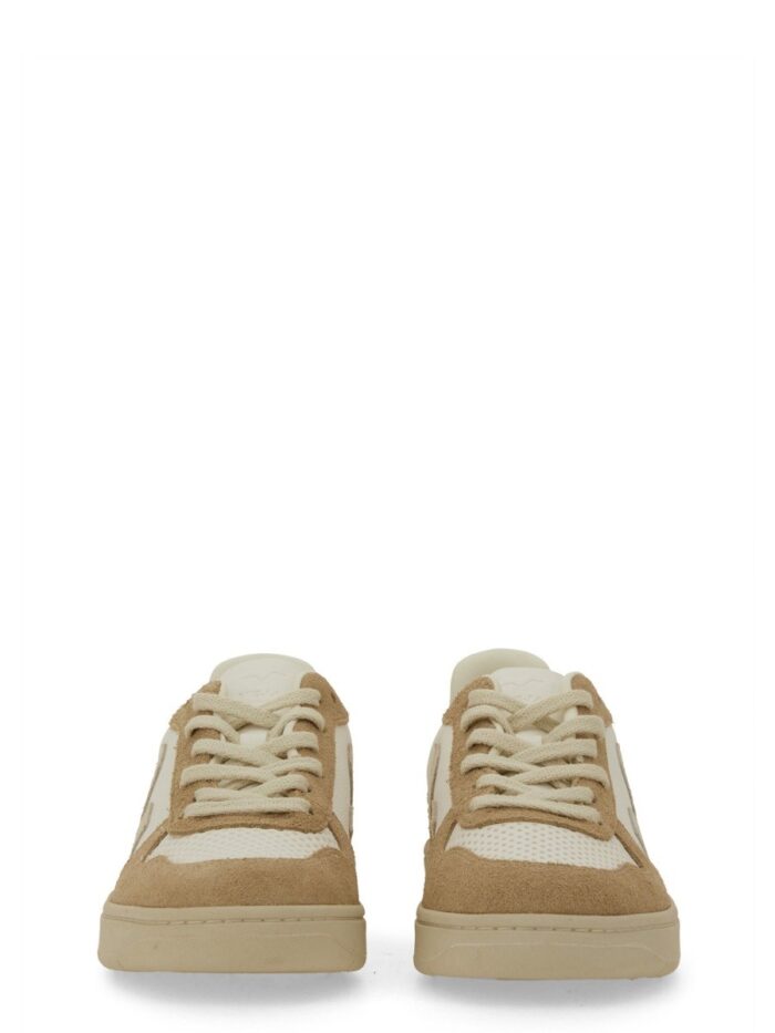 Veja SNEAKER "V-10"