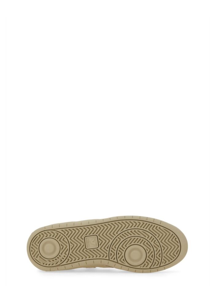 Veja SNEAKER "V-10"
