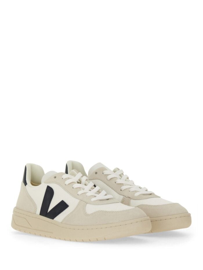 Veja SNEAKER V-10