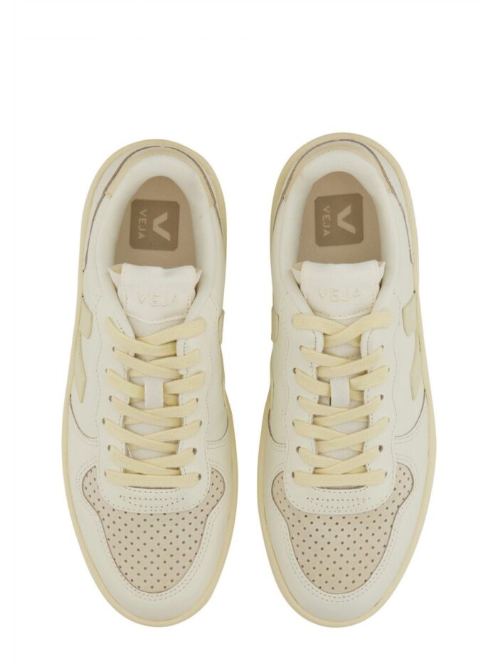 Veja SNEAKER V-10