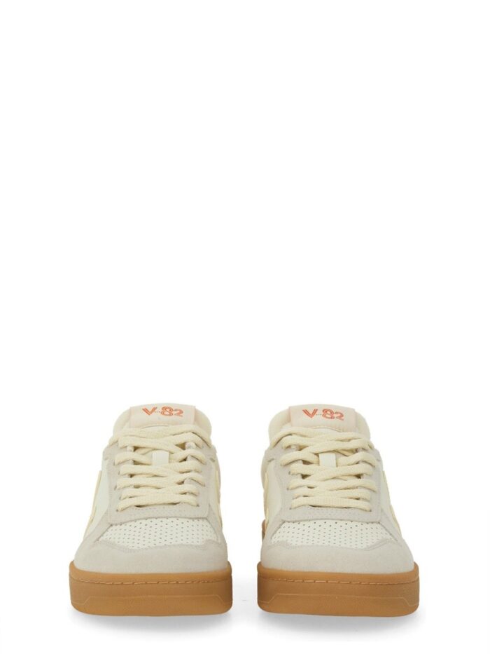 Veja SNEAKER "V-82"