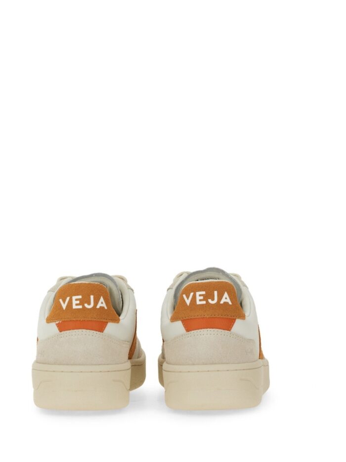 Veja SNEAKER V-90