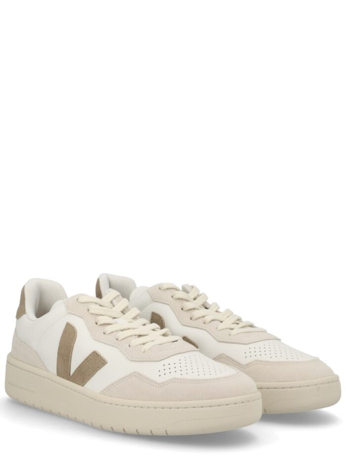 Veja SNEAKER "V-90"