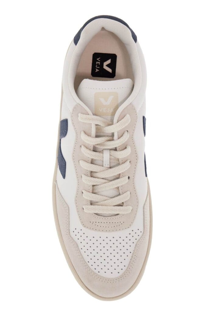 VEJA V-90 Sneakers