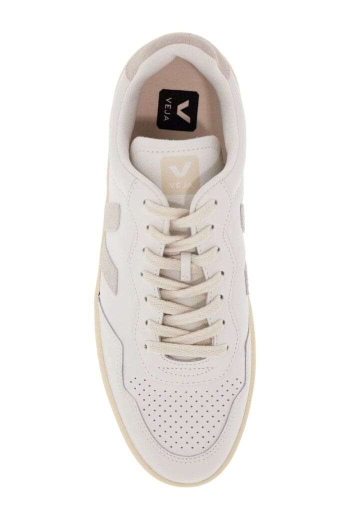 VEJA V-90 Sneakers