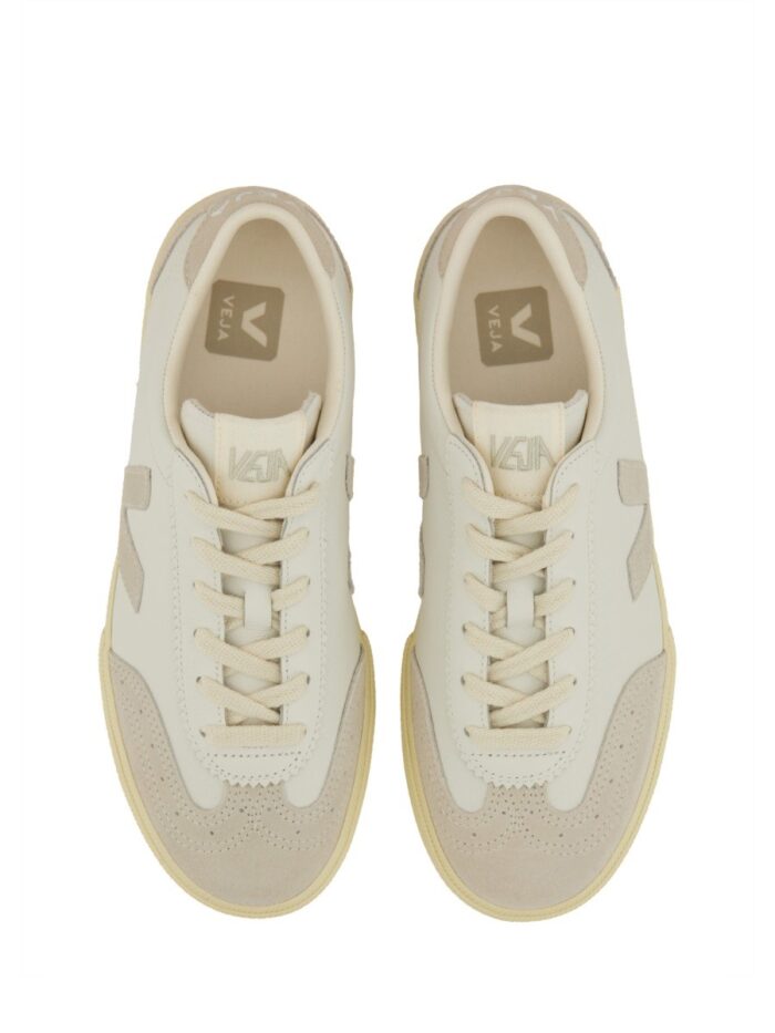 Veja "VOLLEY" SNEAKER