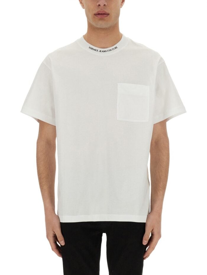 Versace Jeans Couture T-SHIRT WITH LOGO ON THE COLLAR
